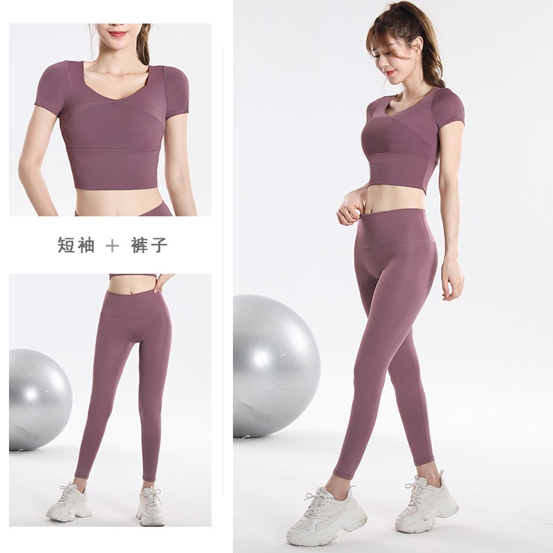 Atasan Olahraga Cepat Kering d - Yoga & Fitness With Denise ulasan dan harga